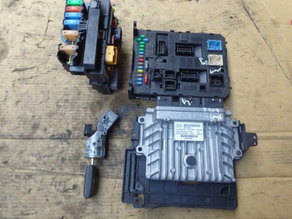 BOITIER COMPLET PEUGEOT 407 2.0HDI 2009 - Vue 1